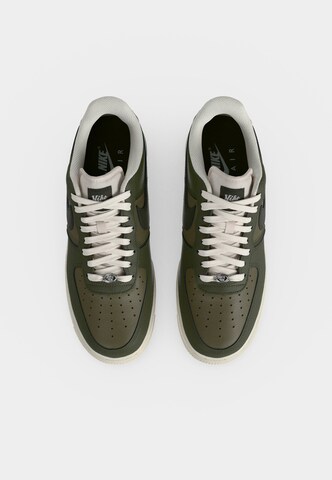 Nike Sportswear Ниски маратонки 'Air Force 1 '07 LV8' в зелено