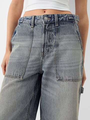 Bershka Ohlapna forma Kavbojke | modra barva