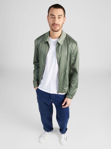 DRYKORN - Chaqueta de entretiempo 'KARLONA' en verde