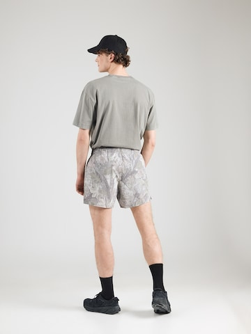 Abercrombie & Fitch Regular Sportshorts 'DEC4' in Grün