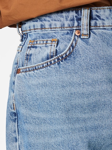 Loosefit Jean Monki en bleu