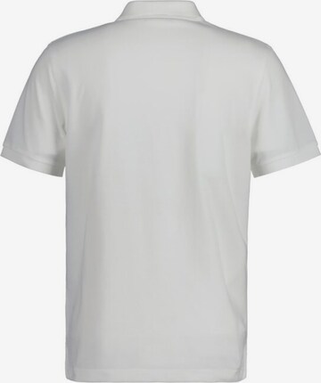 GANT - Camiseta en blanco