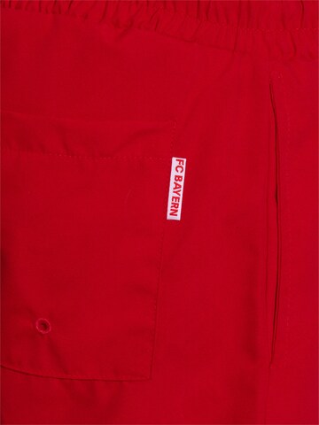 FC BAYERN MÜNCHEN UV Protection in Red