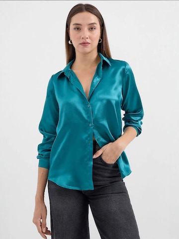 Bigdart - Blusa em verde: frente