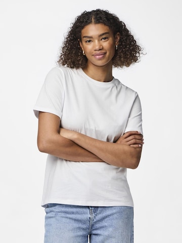 T-shirt PIECES en blanc