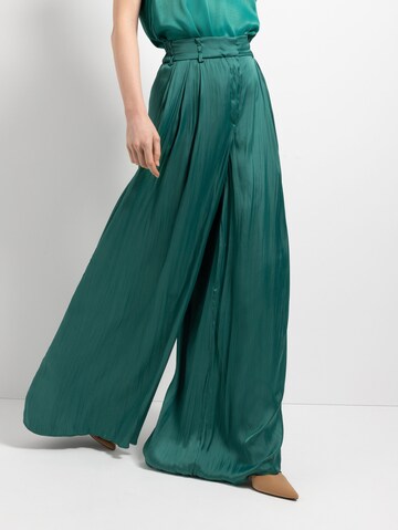 MORE & MORE Wide leg Pants in Green