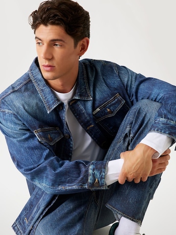 GUESS Between-Season Jacket in Blue
