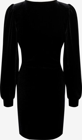 Robe 'SMOOTH' ONLY en noir