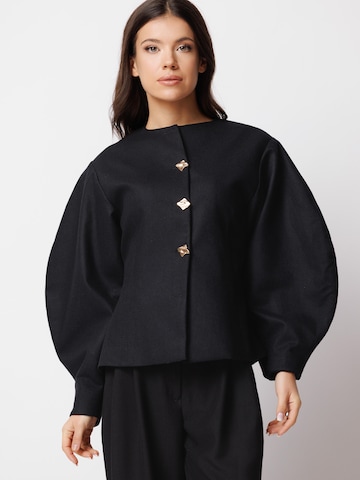 Veste mi-saison 'Lyra' Couture de Marie en noir