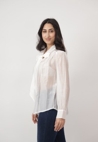 Elara Blouse in Wit