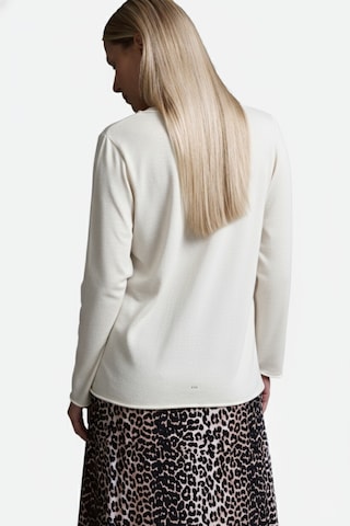 Cotton Candy Shirt in White