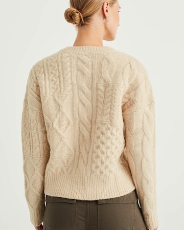 WE Fashion Sweater in Beige