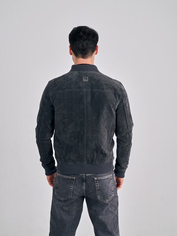 Coupe regular Veste mi-saison 'Ted' FREAKY NATION en gris