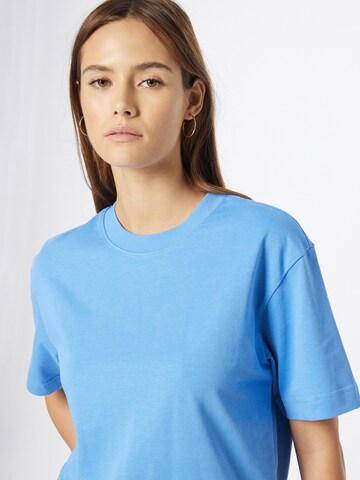 Gina Tricot T-Shirt in Blau