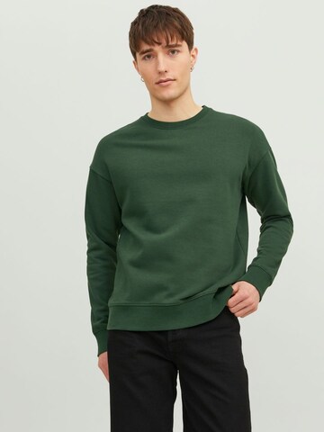 JACK & JONES Sweatshirt 'Star' i grön: framsida