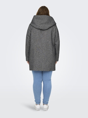 Manteau mi-saison 'Sedona' ONLY Carmakoma en gris