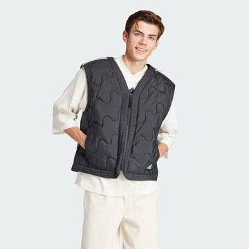 ADIDAS SPORTSWEAR Sportbodywarmer 'Nuganic Light' in Zwart: voorkant