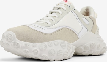 Baskets basses 'Pelotas Mars' CAMPER en blanc : devant