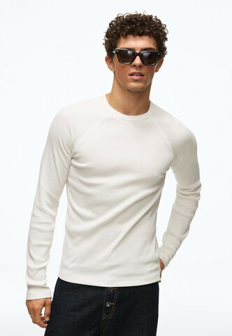 Bershka Shirt in White: front