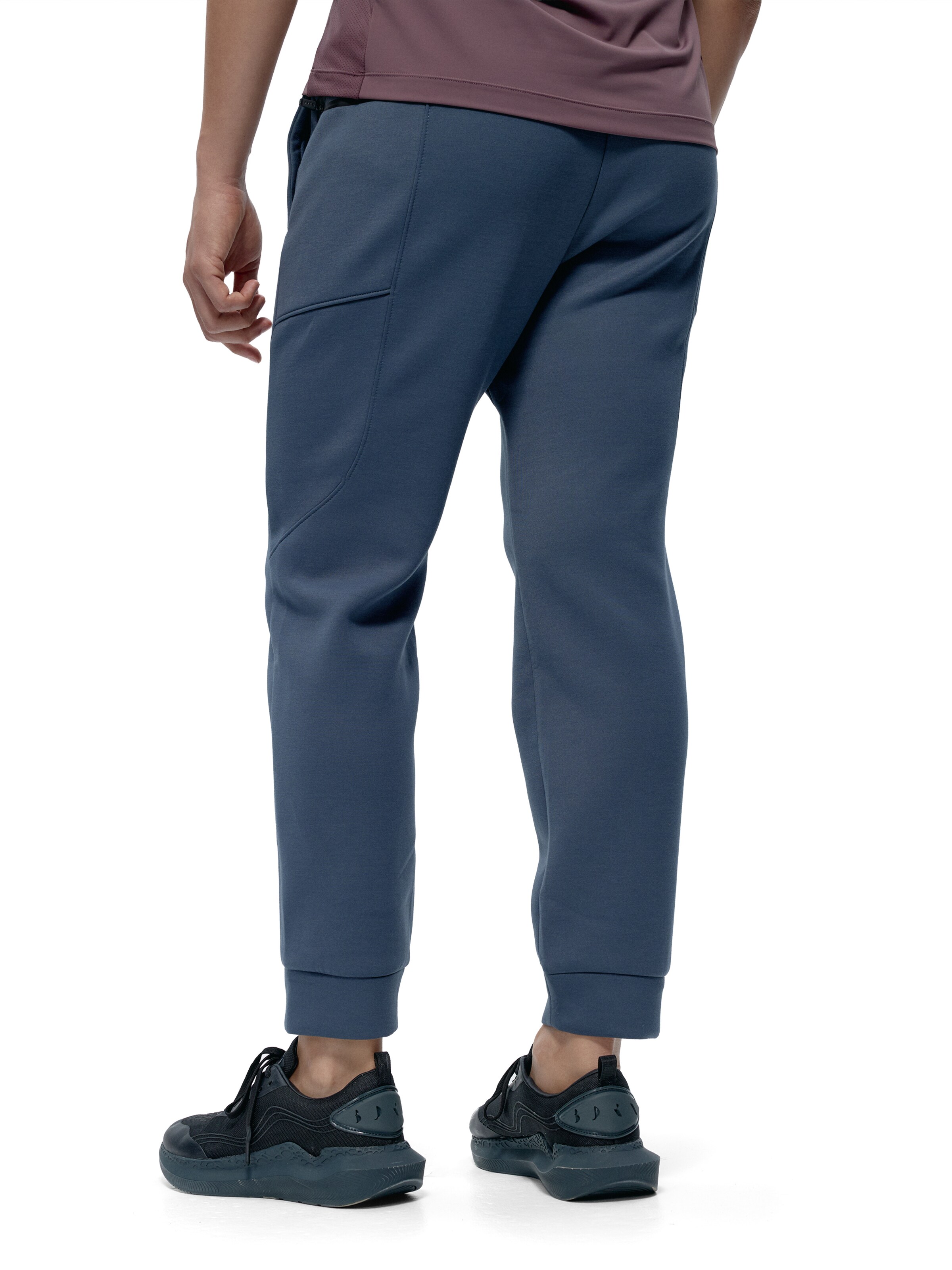 Born Living Yoga Regular Sportbroek ' Lomond Lite ' in Blauw