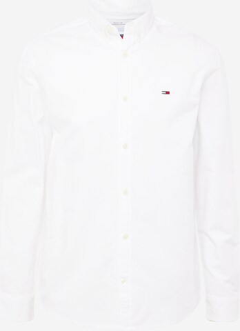 Tommy Jeans Regular fit Button Up Shirt in White: front