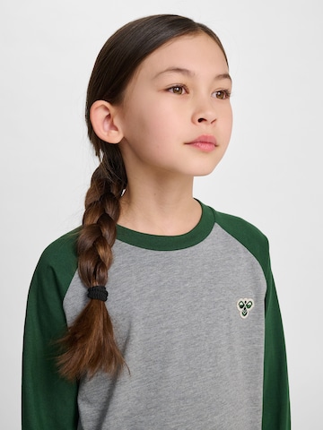 Hummel Shirt 'Bee' in Groen