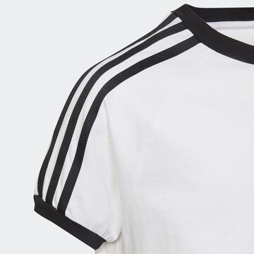 ADIDAS ORIGINALS T-Shirt 'Adicolor 3-Stripes' in Weiß