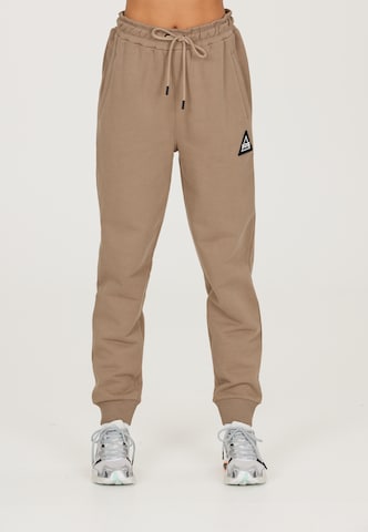 SOS Tapered Pants 'Haines' in Brown: front