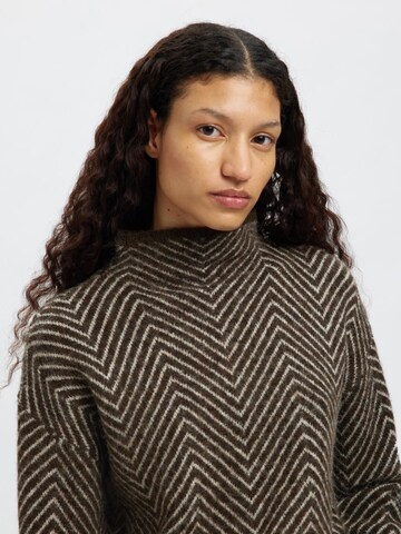 SELECTED Pullover in Braun
