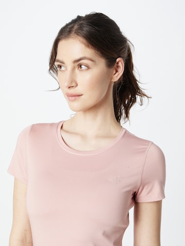 4F - Camisa funcionais em rosa