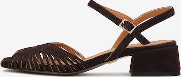 Kazar Remsandal i brun: framsida