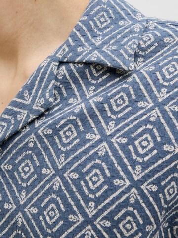 JACK & JONES Comfort fit Button Up Shirt 'JPRBLUVincent' in Blue