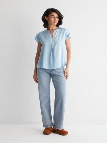SILK & CASHMERE Blouse in Blue