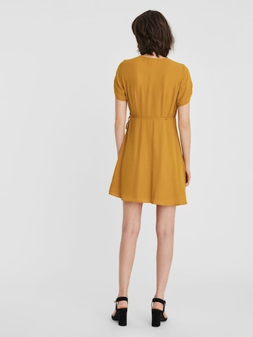 Robe VERO MODA en jaune