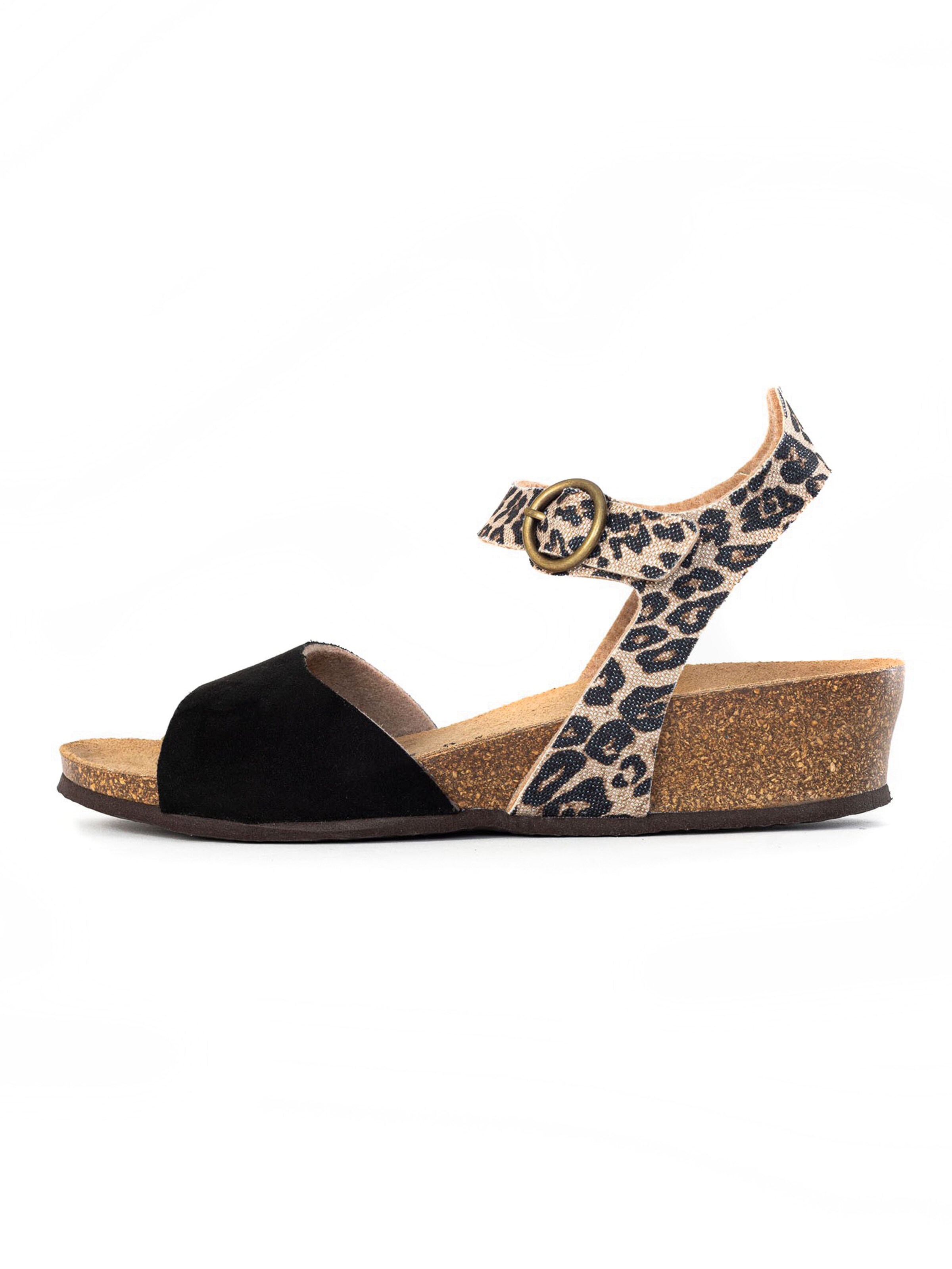 Bayton Сандали 'Rose' в бежово: отпред