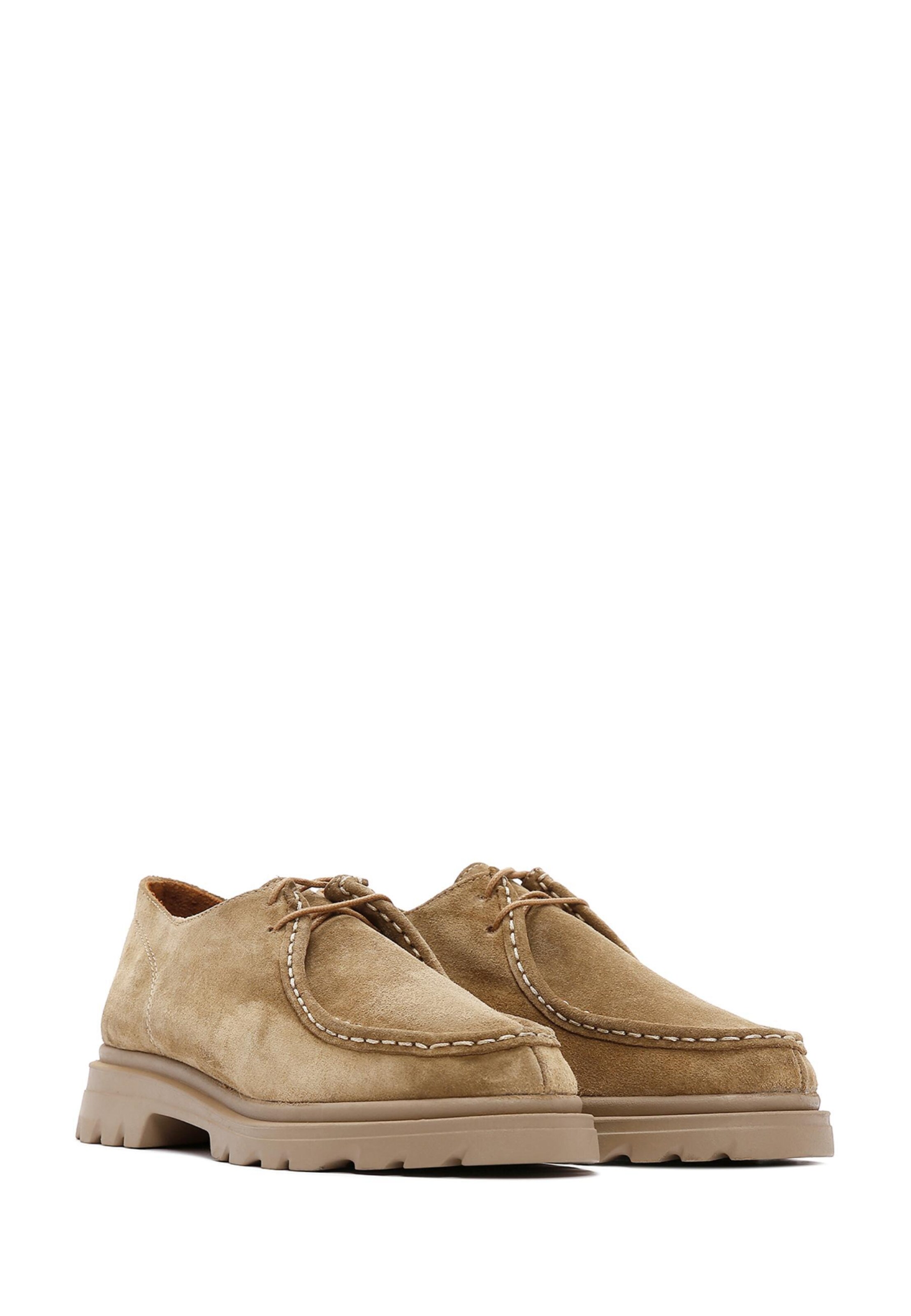 Scarpa stringata di Derimod in beige