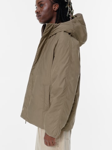 Pull&Bear Prehodna jakna | zelena barva