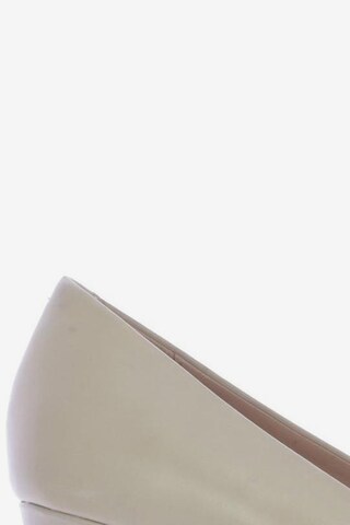 GEOX High Heels & Pumps in 38 in White