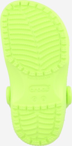 Crocs - Sapatos abertos 'Classic' em verde