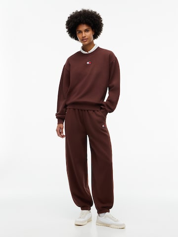 Tommy Jeans Конический (Tapered) Штаны в Коричневый