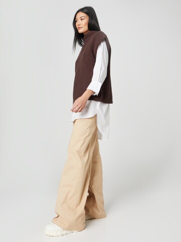 millane Sweater 'Sina' in Brown