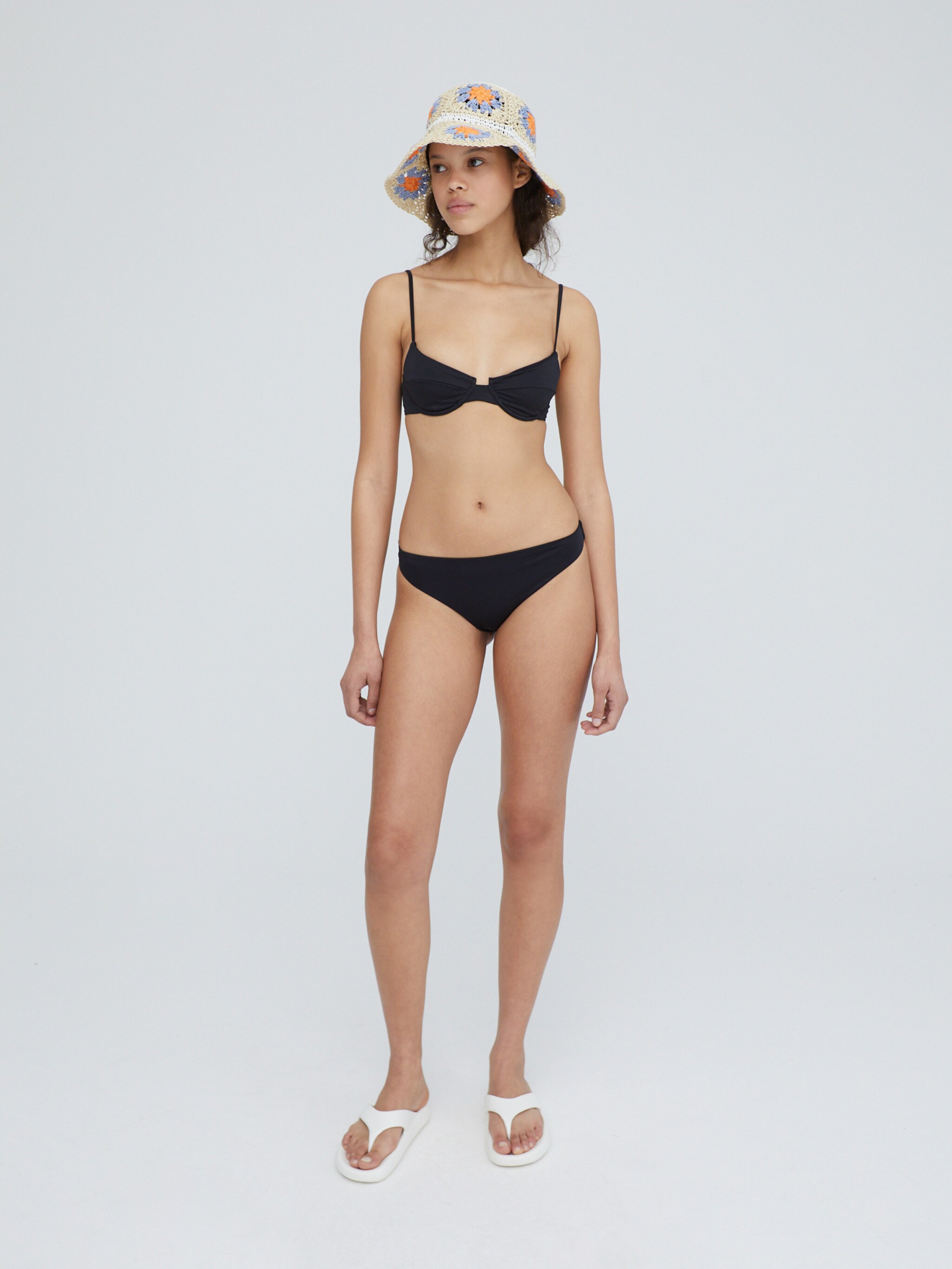 EDITED Produits Bas de bikini 'Fanny' noir