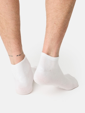 Nur Der Socken in Weiß