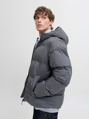Giacca di mezza stagione 'JJKAITO' di JACK & JONES in grigio