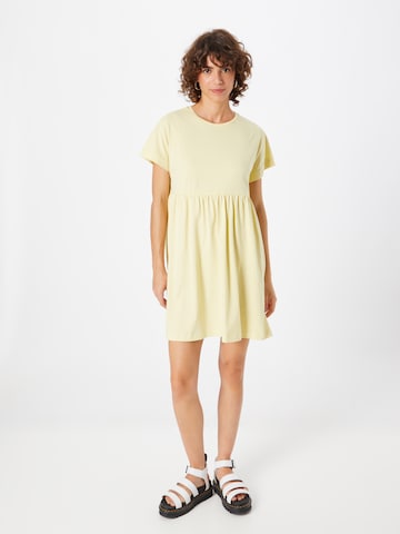 Urban Classics - Vestido 'Empire Valance' en amarillo