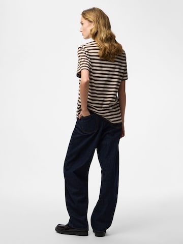 T-shirt 'PCRia' PIECES en marron