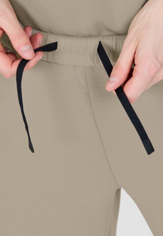 Virtus Tapered Sports trousers 'Taro' in Green