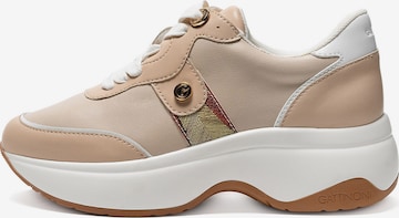 Baskets basses Gattinoni en beige : devant