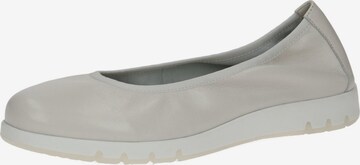 CAPRICE Ballet Flats in White: front