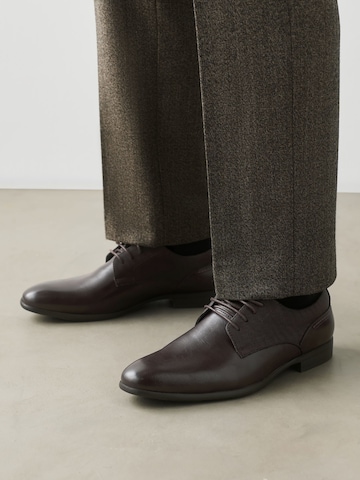 Next Schnürschuh in Braun